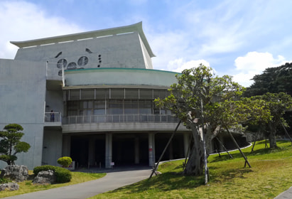 okinawa_tedakohall.jpg