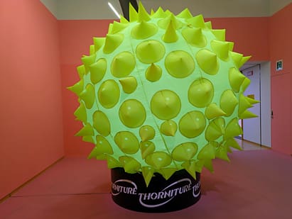 東京都現代美術館 FAMEME THORNITURE